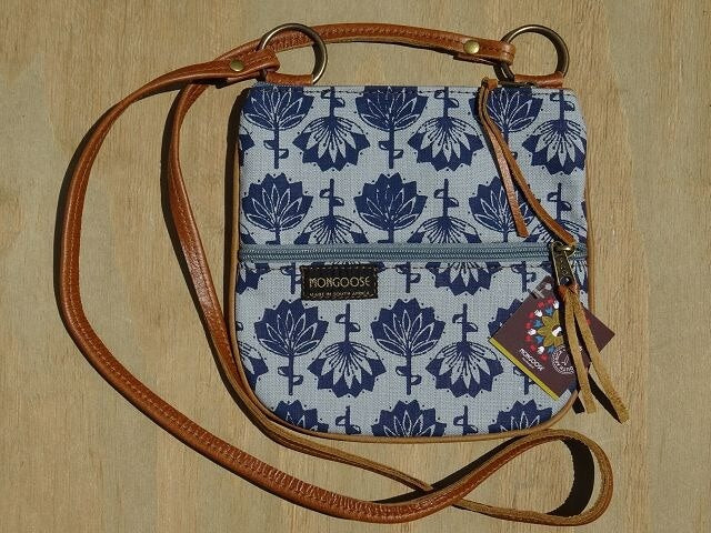 Mongoose Kiki Bag Umhängetasche "Cotton Flower Teal/Mint"