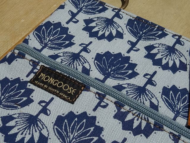 Mongoose Kiki Bag Umhängetasche "Cotton Flower Teal/Mint"