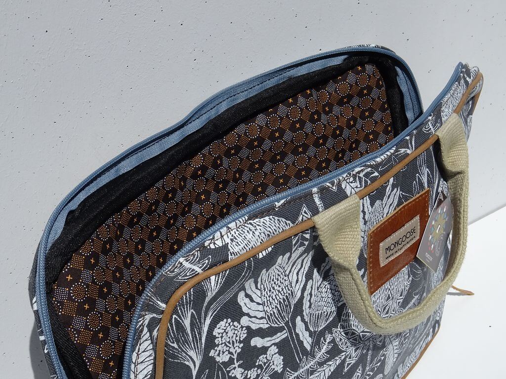 Mongoose Laptop Sleeve "Fynbos Cream/Charcoal"