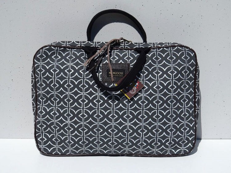 Mongoose Laptop Sleeve "Mudcloth Cream/Charcoal"