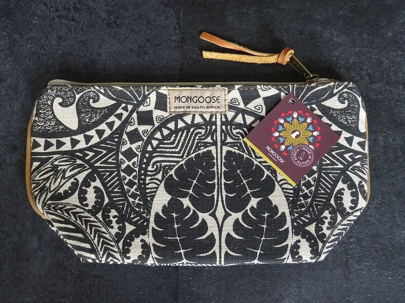 Mongoose Make Up Bag "Koru Charcoal/Natural" Kosmetiktasche