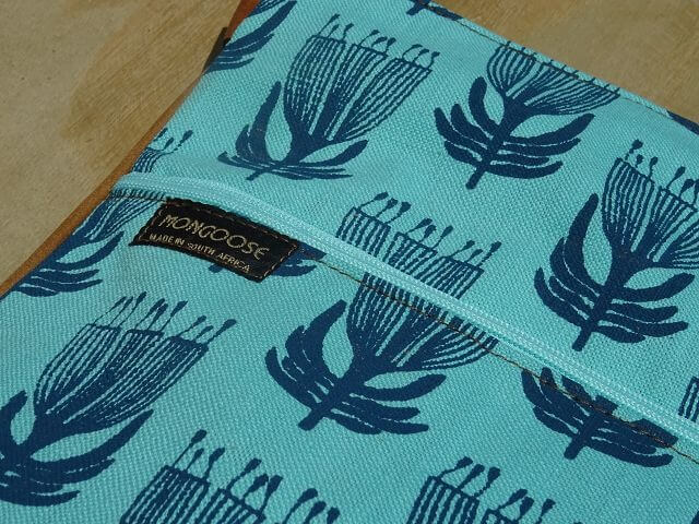 Mongoose Pouch Bag Umhängetasche "Pincushion Teal/Aqua"