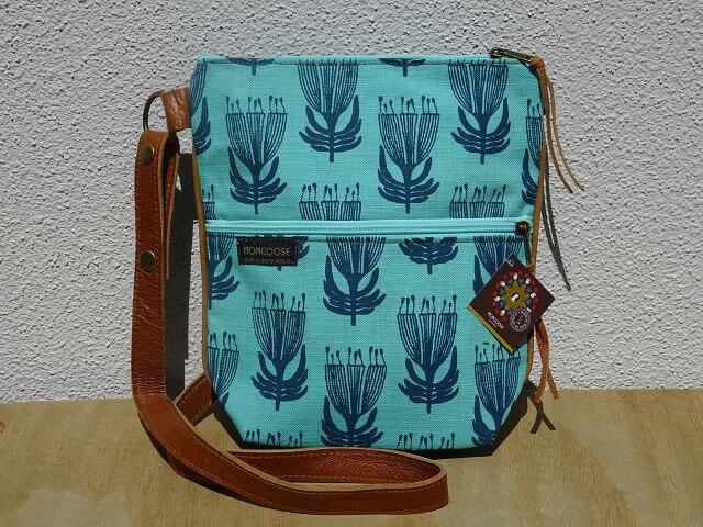 Mongoose Pouch Bag Umhängetasche "Pincushion Teal/Aqua"