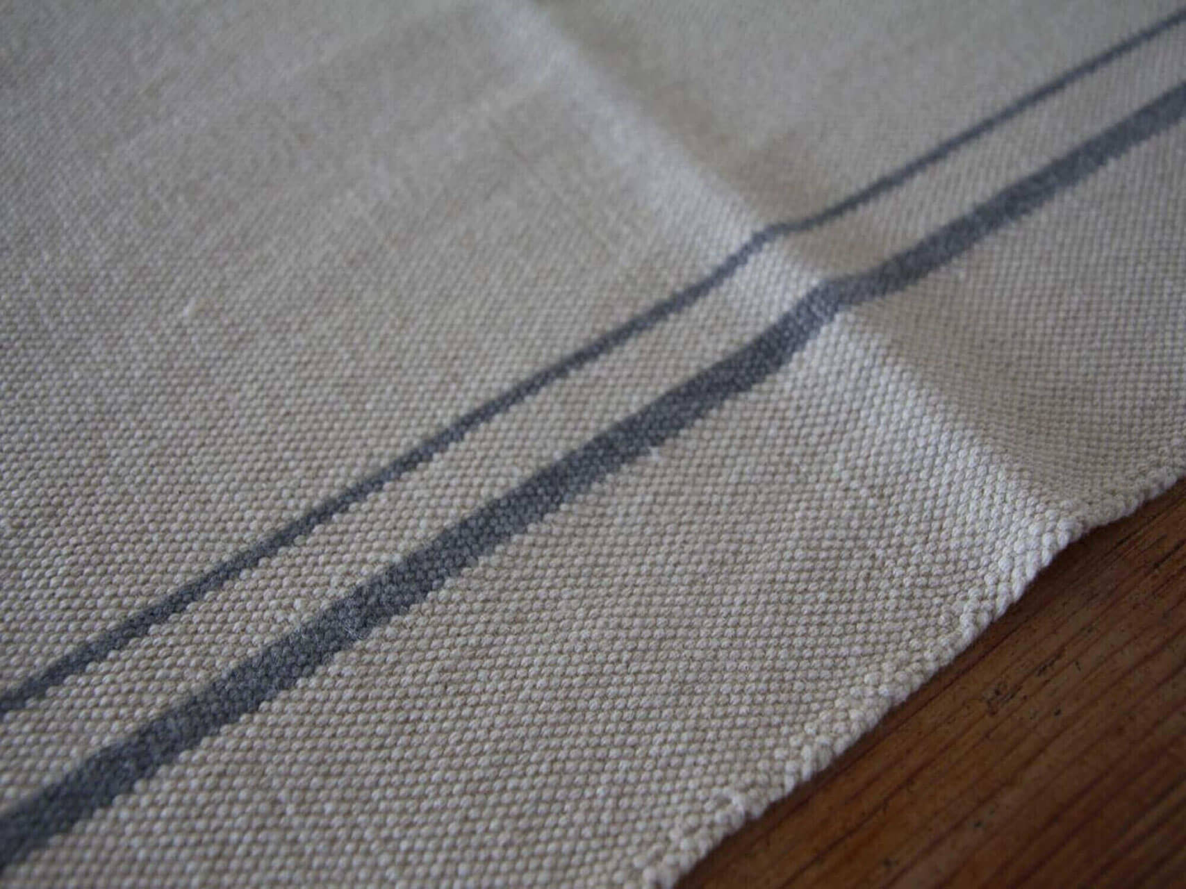 Barrydale Hand Weavers Tischläufer "Grey Stripe"