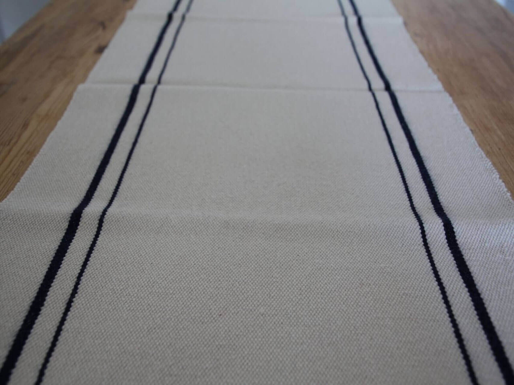 Barrydale Hand Weavers Tischläufer "Navy Stripe"