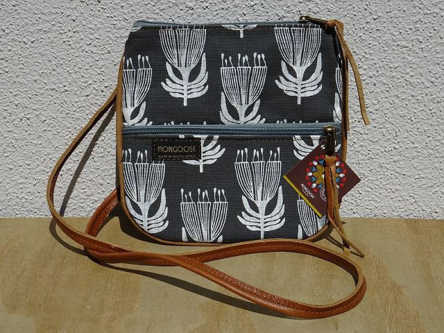 Mongoose Kiki Bag Umhängetasche "Pincushion Cream/Charcoal"