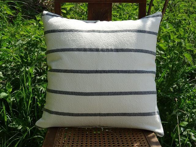 Barrydale Hand Weavers Kissenhülle Country Range "Charcoal Stripes"