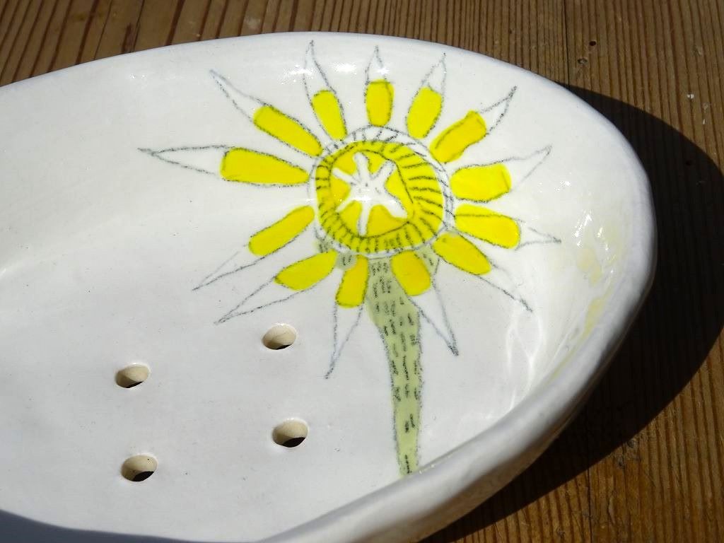 Gemma Orkin Keramik Seifenschale Weiß "Yellow Vygie"