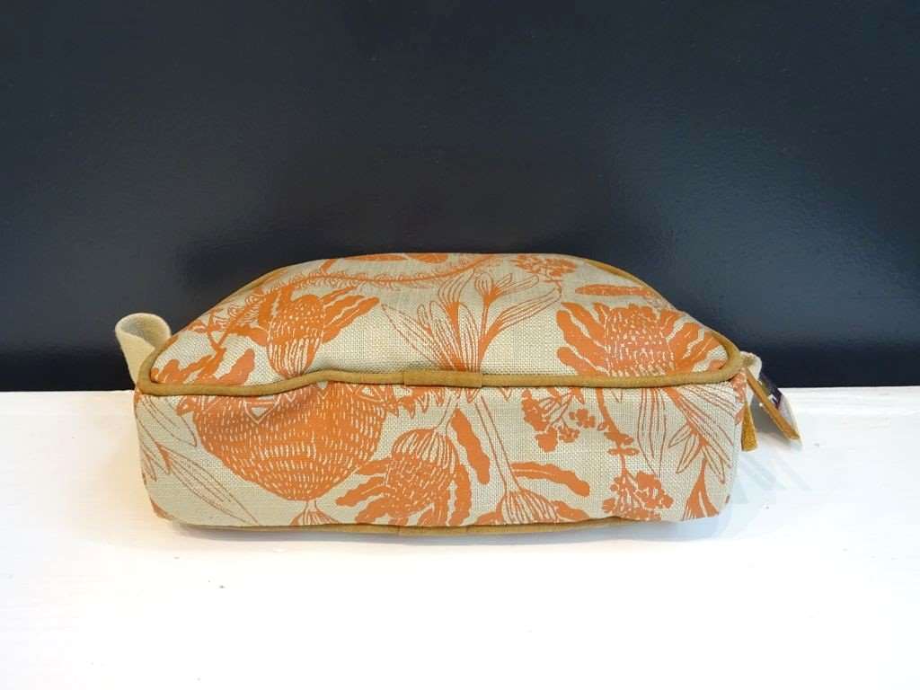 Mongoose Misi Bag handcrafted "Fynbos Sand/Natural"