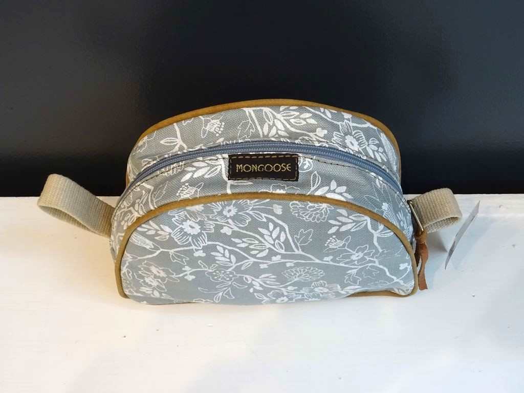 Mongoose Misi Bag handcrafted "Wildflower Cream/Mint"