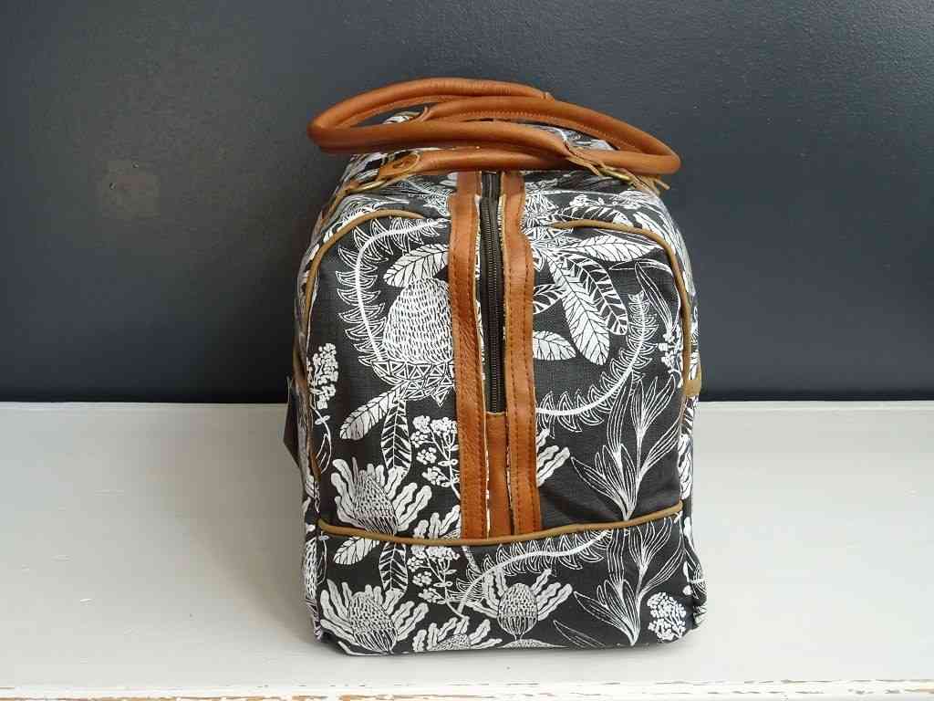 Mongoose Weekend Bag "Fynbos Cream/Charcoal" handgefertigt