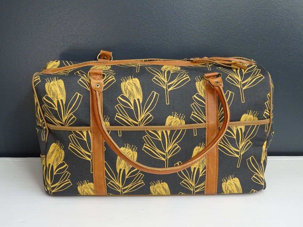 Mongoose Weekend Bag "Sugarbush Mustard/Charcoal" handgefertigt