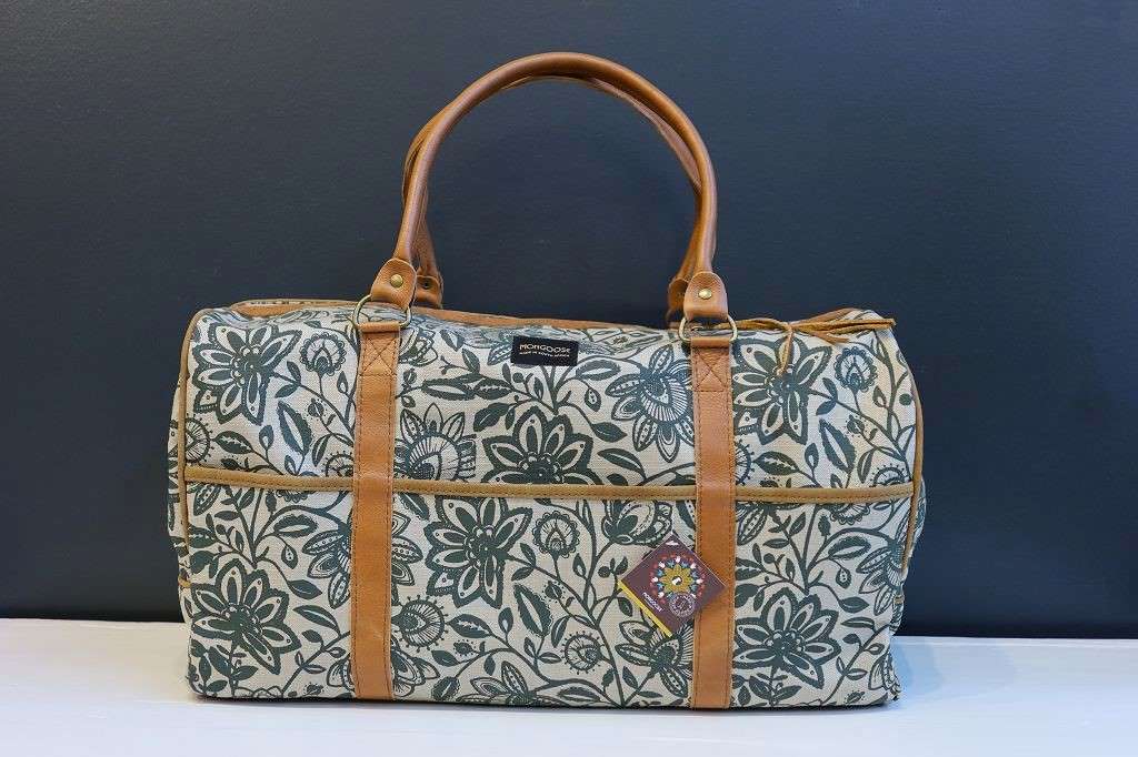 Mongoose Weekend Bag "Lira Dark Olive/Natural" handcrafted