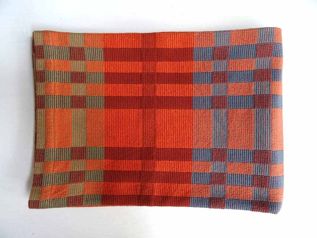 Wunderschöne karierte Hundedecke aus Südafrika on MUNGO gewebt aus Baumwolle in kräftigen bunten Farben
