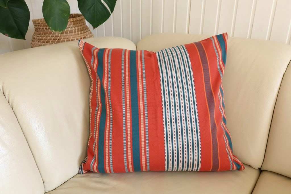 Mungo Sahara Stripe Cushion Cover Kissenhülle 60x60"Flame"