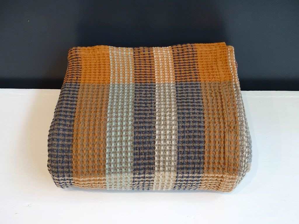 Mungo Vrou Vrou Blanket Decke "Cedarwood"