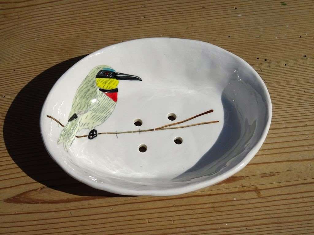 Gemma Orkin Keramik Seifenschale Weiss "Bee-Eater"